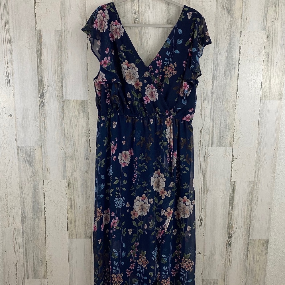 NWT Maurices Floral Dress